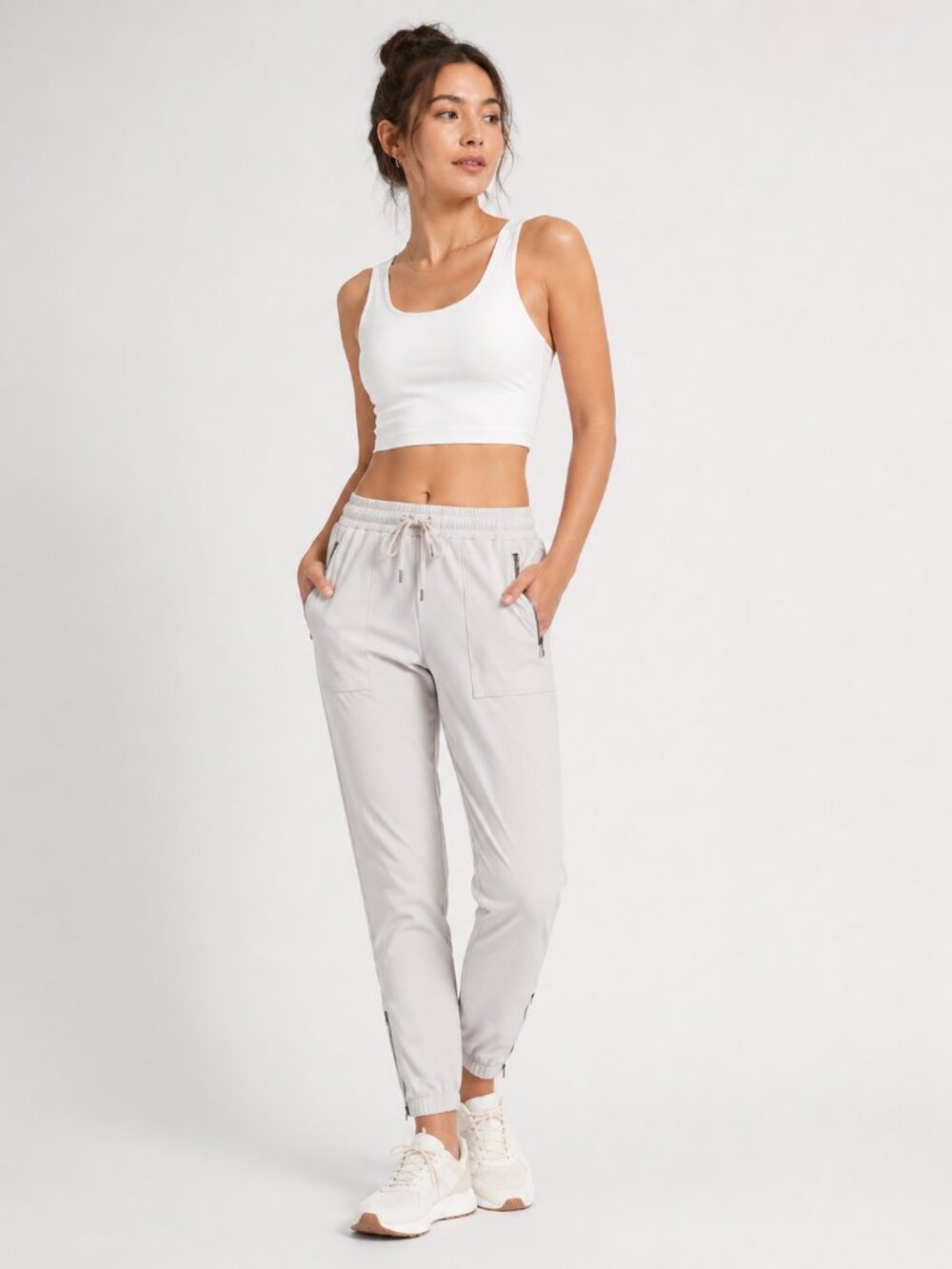 ATHLETA Birch Light Gray Farallon Jogger Pants Sz 4 - Picture 2 of 14